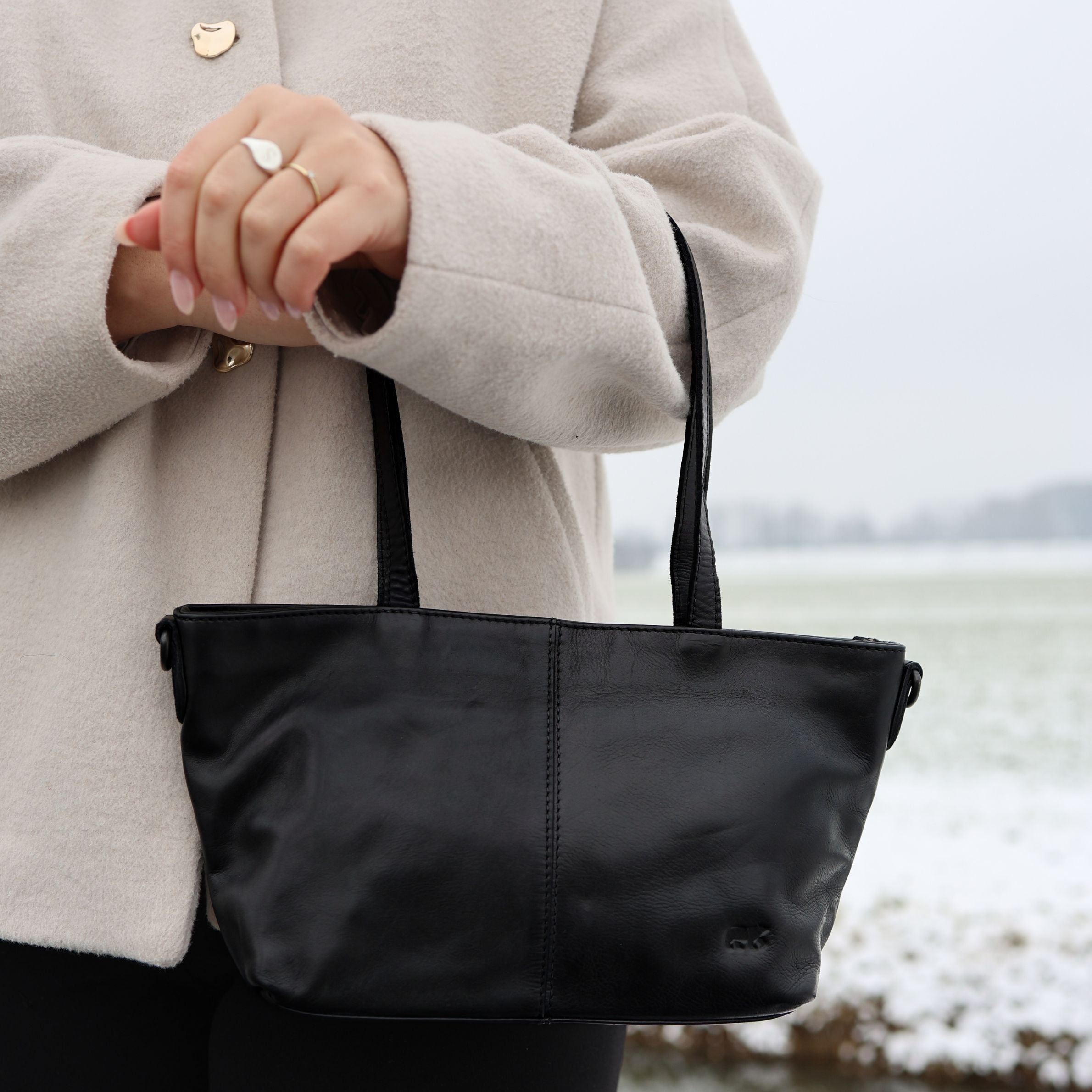 Kleine Handtasche/Umhängetasche 'Lola' Schwarz