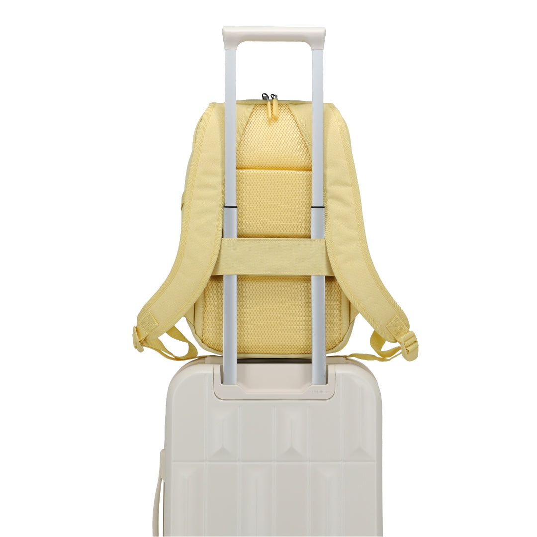 Kick Off – Cabin Laptop Rucksack 15.6” yellow