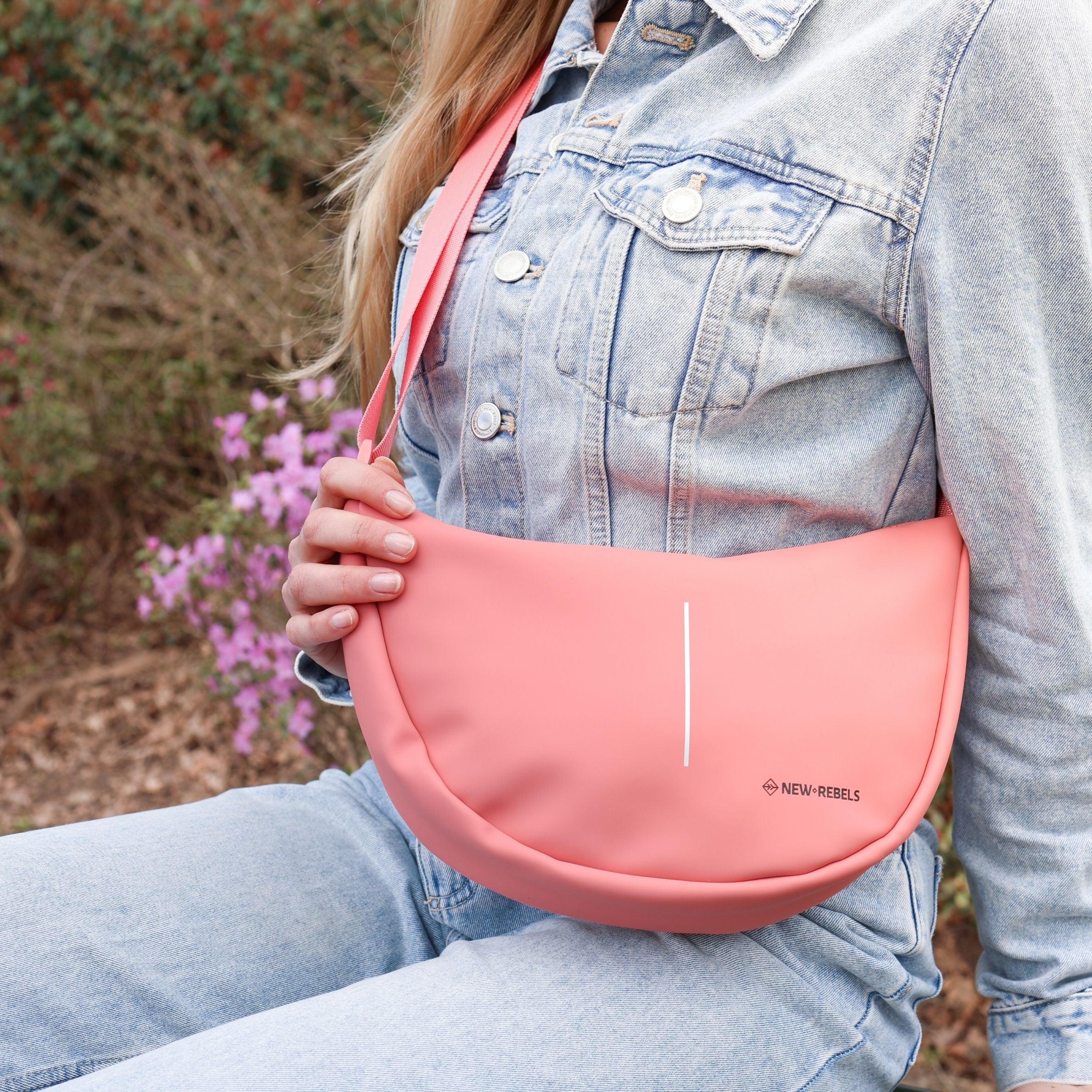 Branson - Half Moonbag Blush Pink