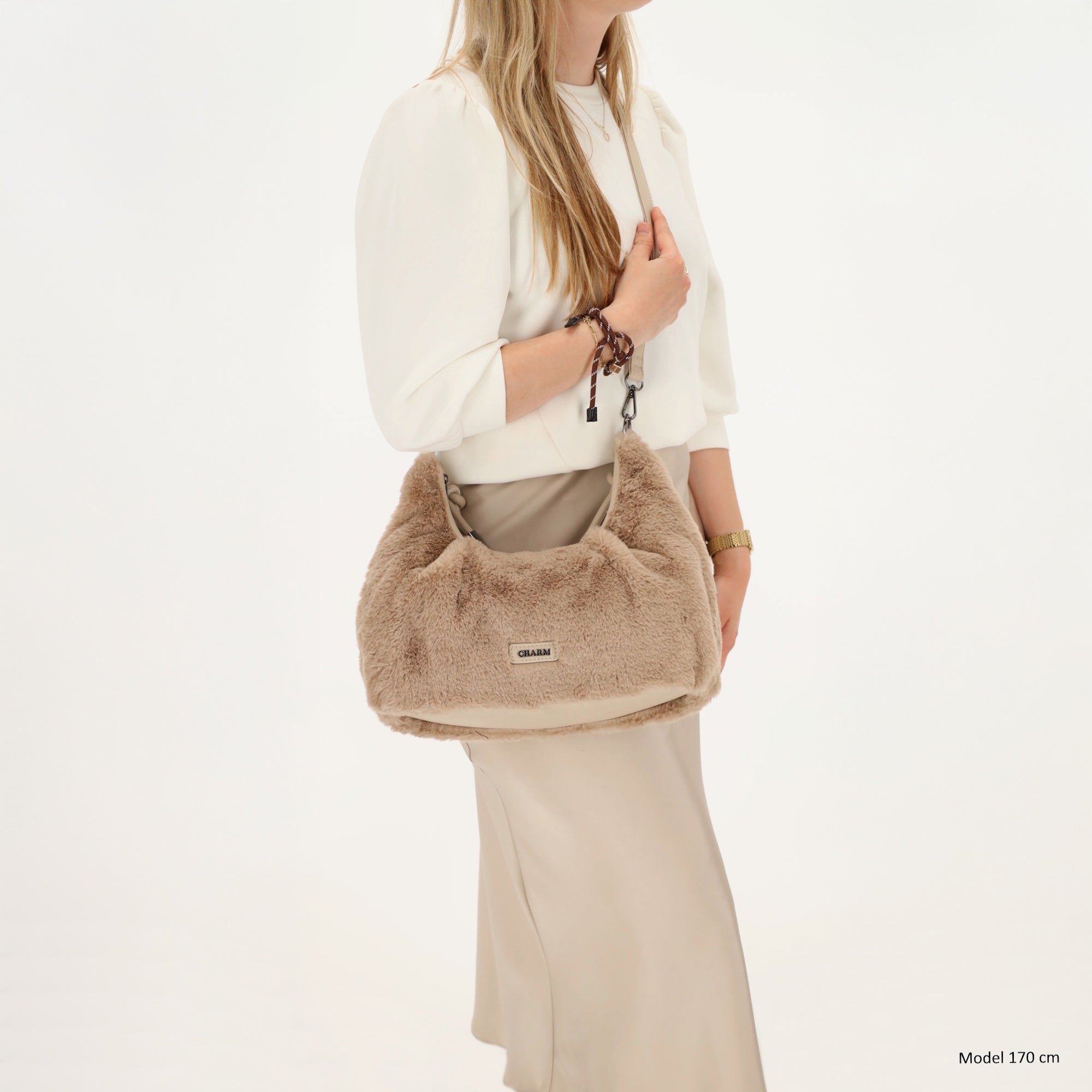 Oslo – Hand-/Umhängetasche M Taupe