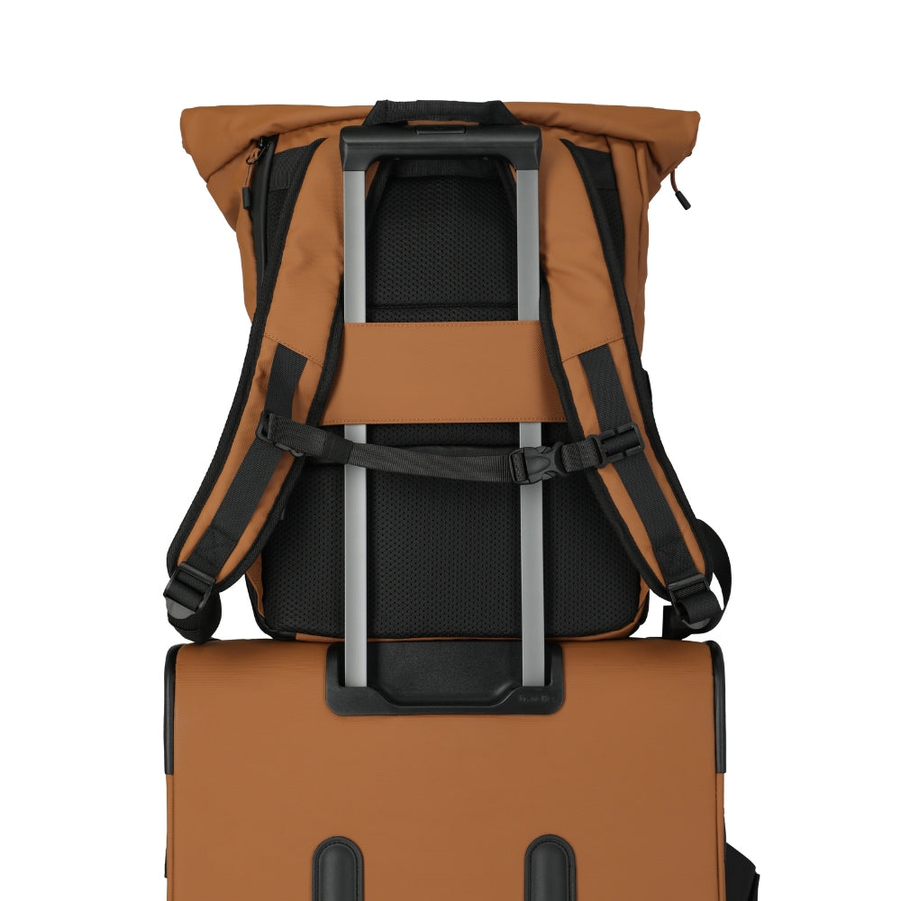 Briize - Wasserabweisender Rollup Rucksack M 15.6” curry