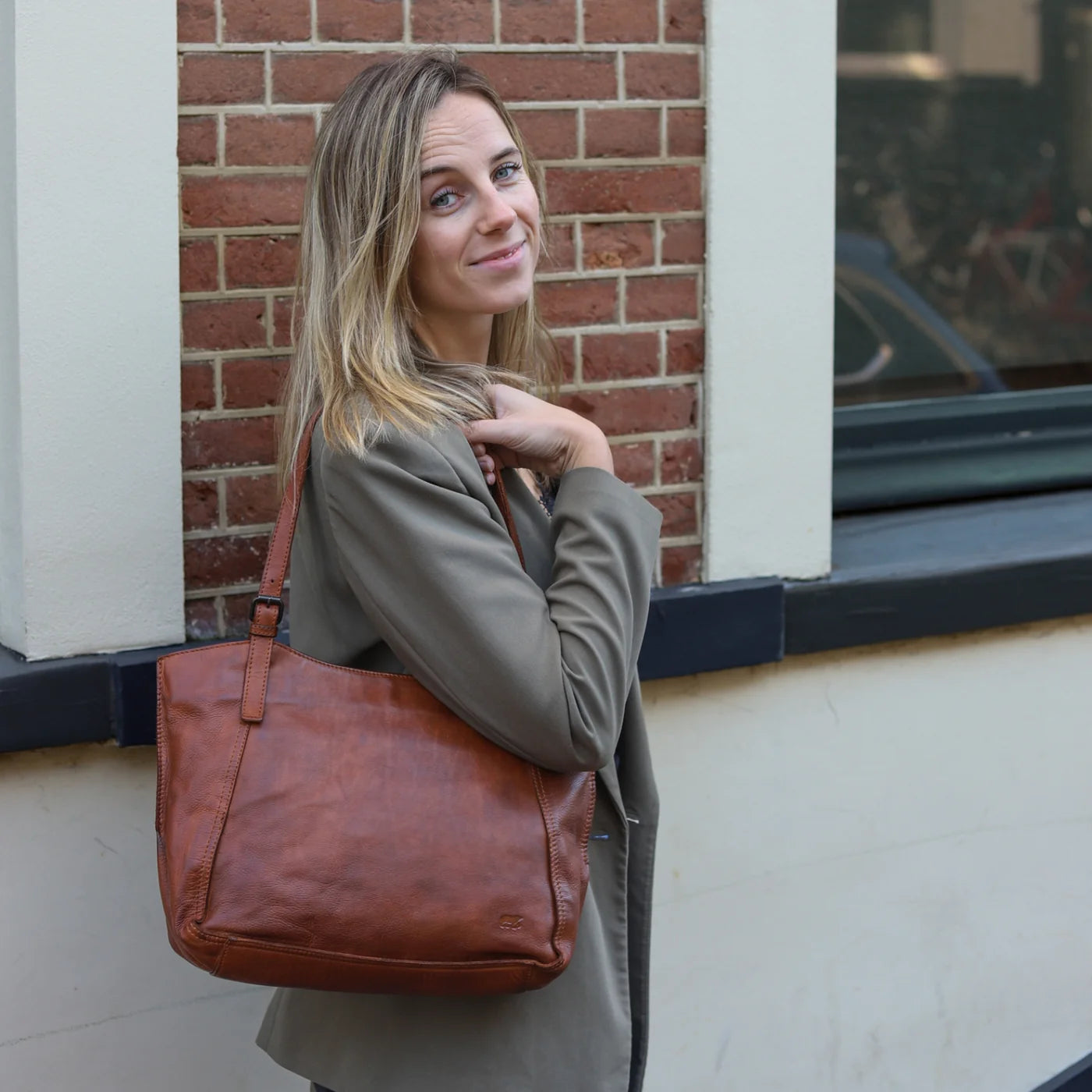 Hand-/Umhängetasche 'Yvonne' Silver Mink