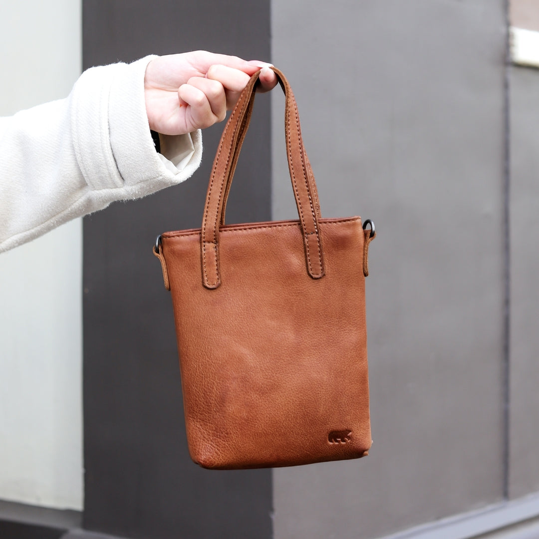 Kleine Hand-/Umhängetasche 'Bella' Cognac