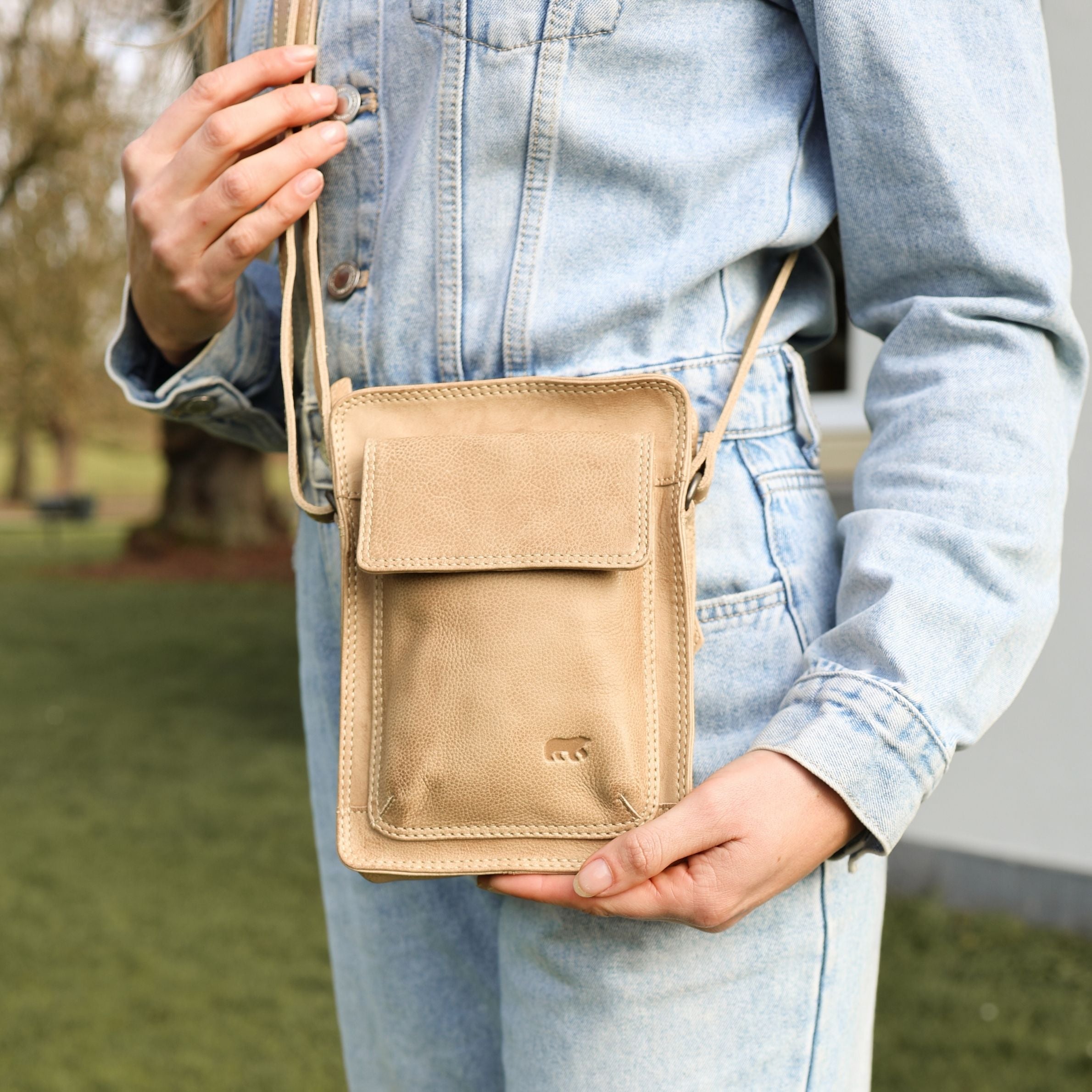 Umhängetasche 'Carmen' Beige
