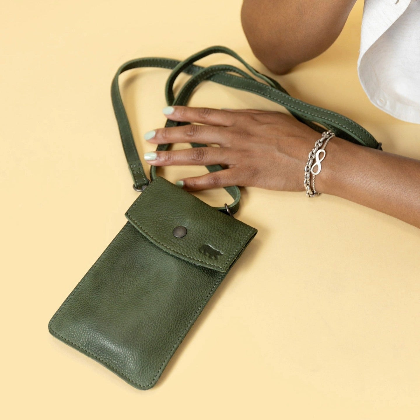 Handytasche 'Priya' Grün