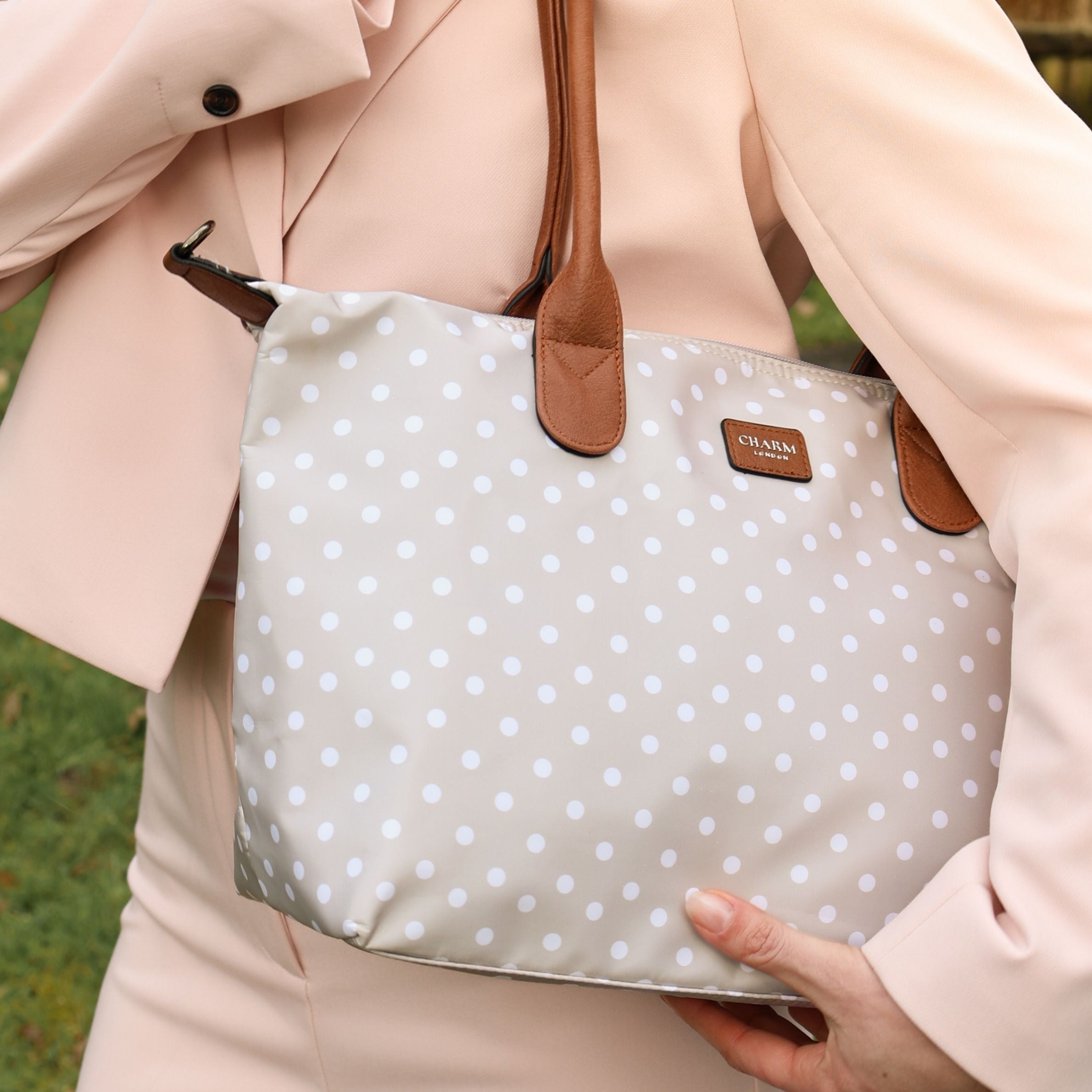 Buckingham Shopper Punkte Weiß-Taupe