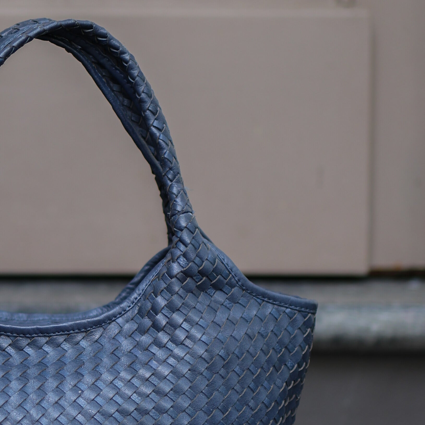 Geflochtene Hand-/Umhängetasche 'Juliëtte' Navy