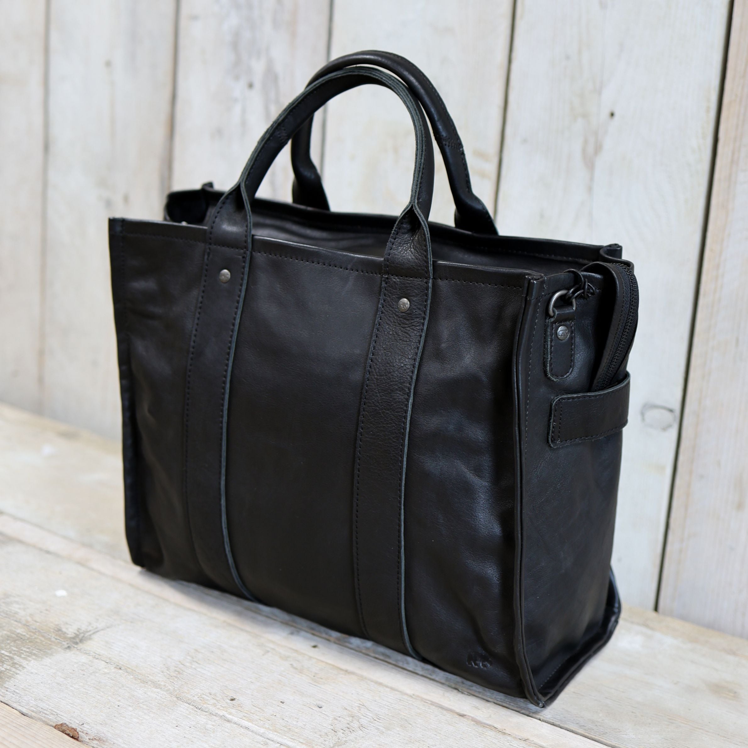 Laptoptasche/Tote Bag 15.6" 'Pepe' XL Schwarz