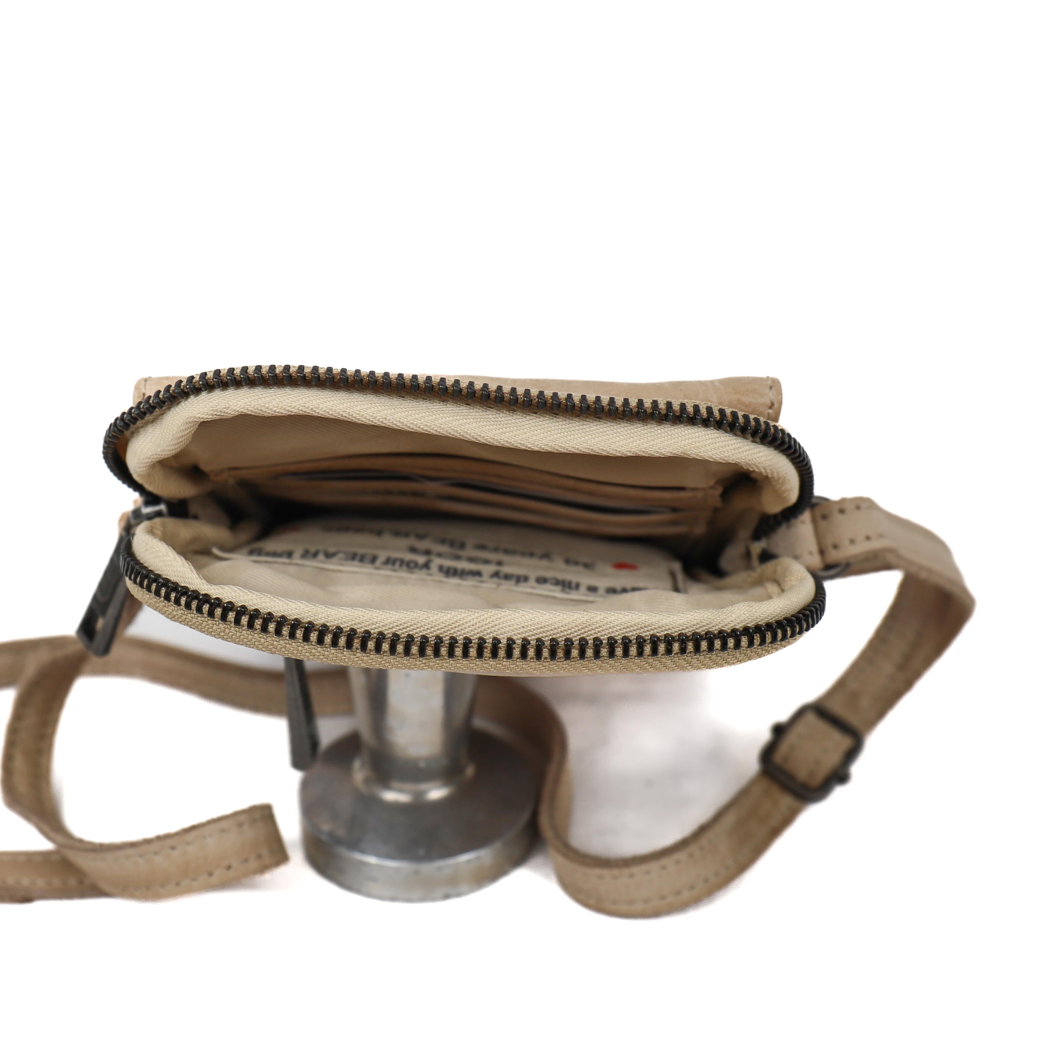 Handytasche 'Igor' Feather