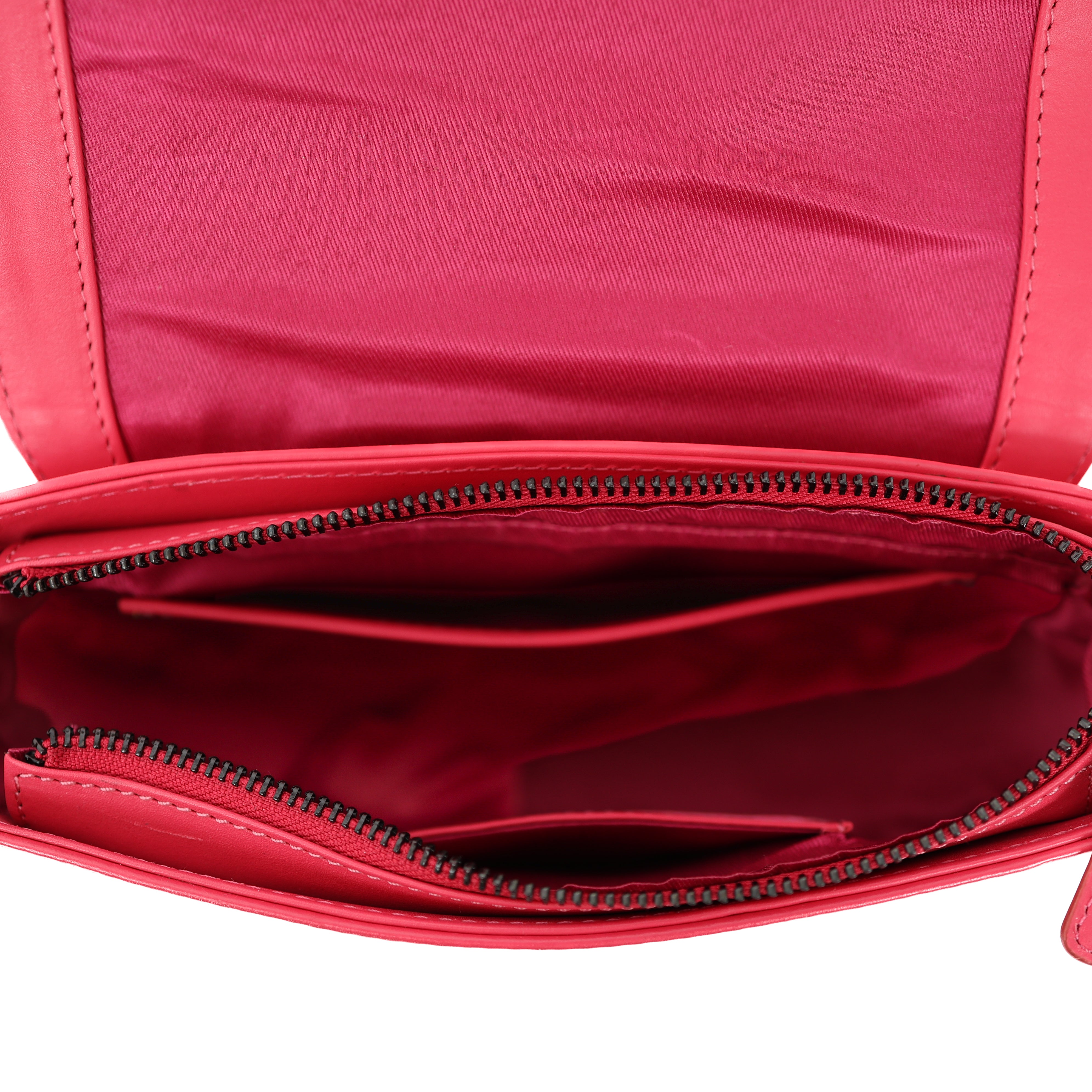 Umhängetasche mit Überschlag 'Anastasia' Rose Red