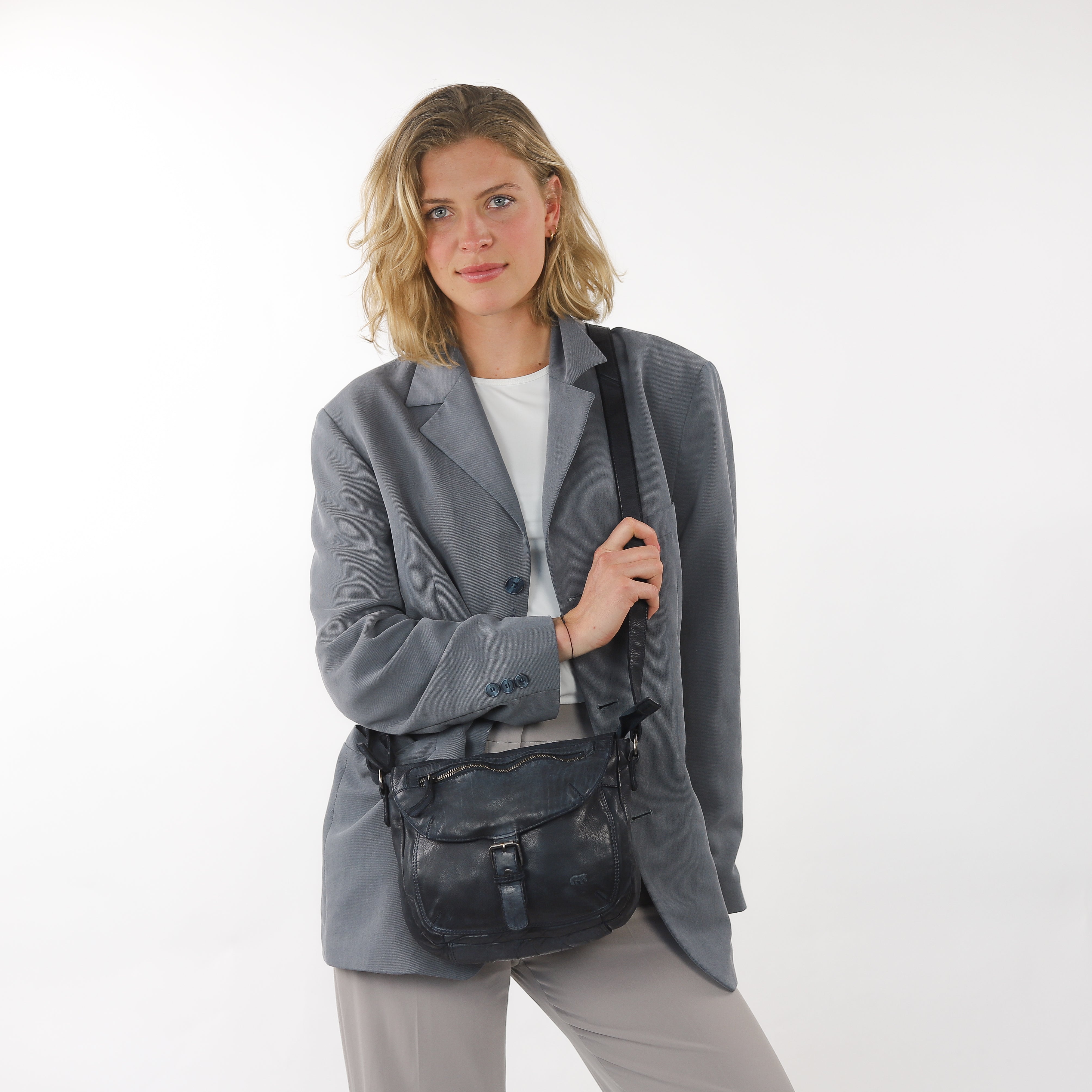 Umhängetasche 'Mattea' schwarz - CL 32609