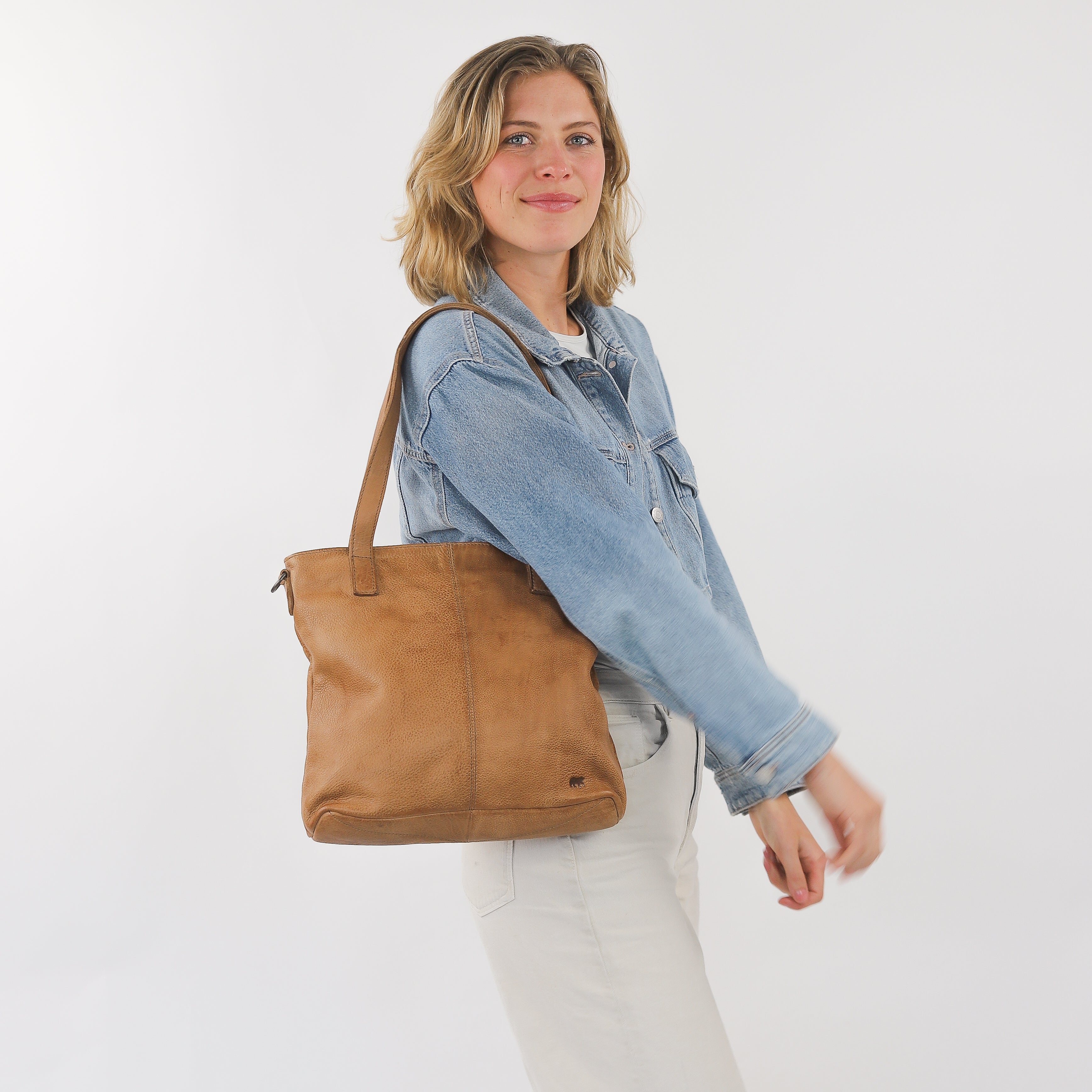 Hand-/Umhängetasche 'Jilke' cognac - CP 2150