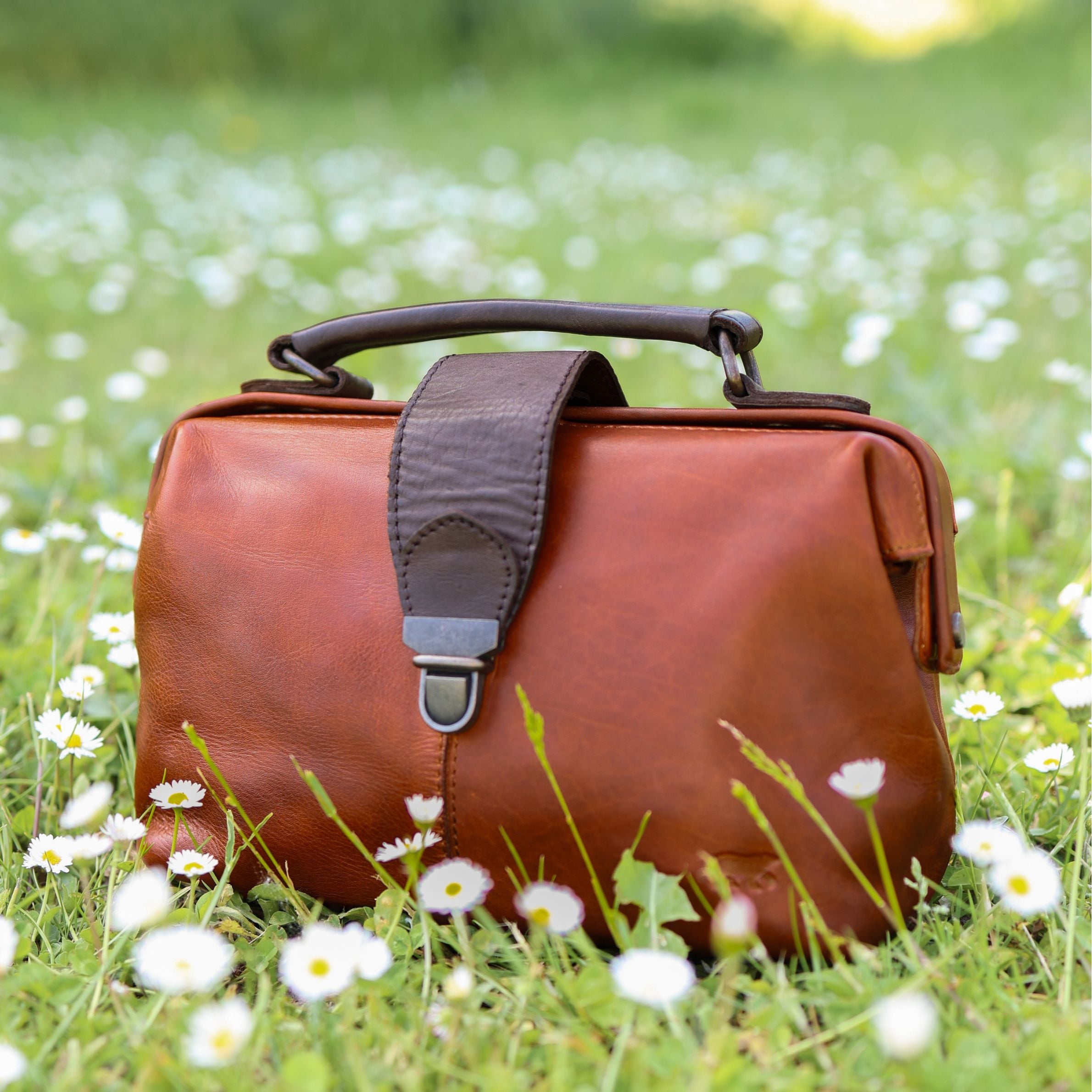 Mini-Arzttasche 'Julia' M Cognac/Dunkelbraun