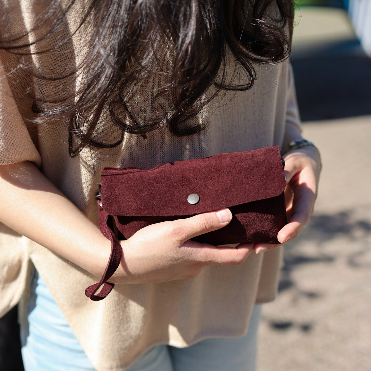 Velours Clutch/Mini-Umhängetasche 'Lydia' Choco