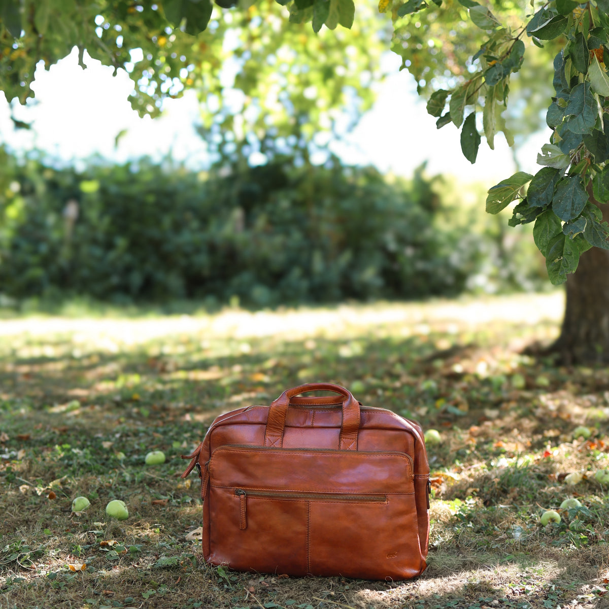 Laptoptasche 15.6” mit Doppelreißverschluss 'Jamie' Cognac