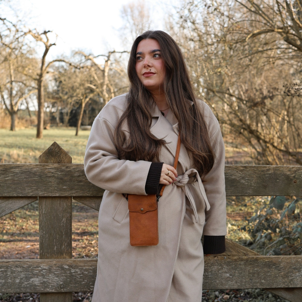 Handytasche 'Yori' Cognac