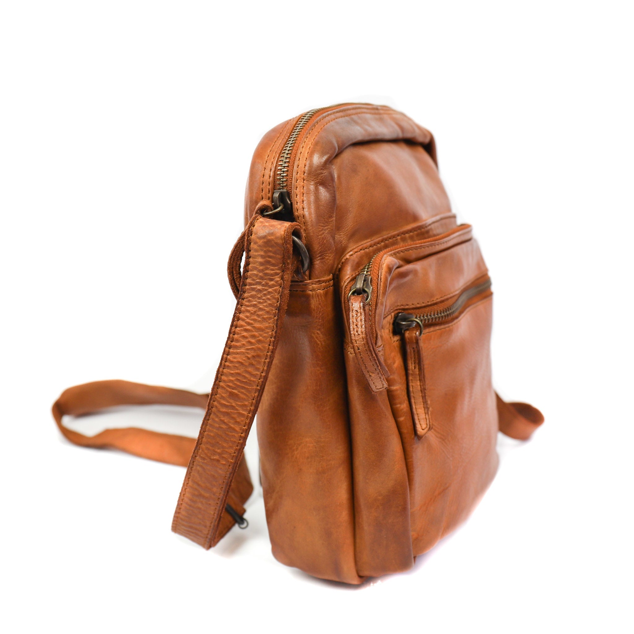 Umhängetasche 'Edwin' - CL 36641 cognac