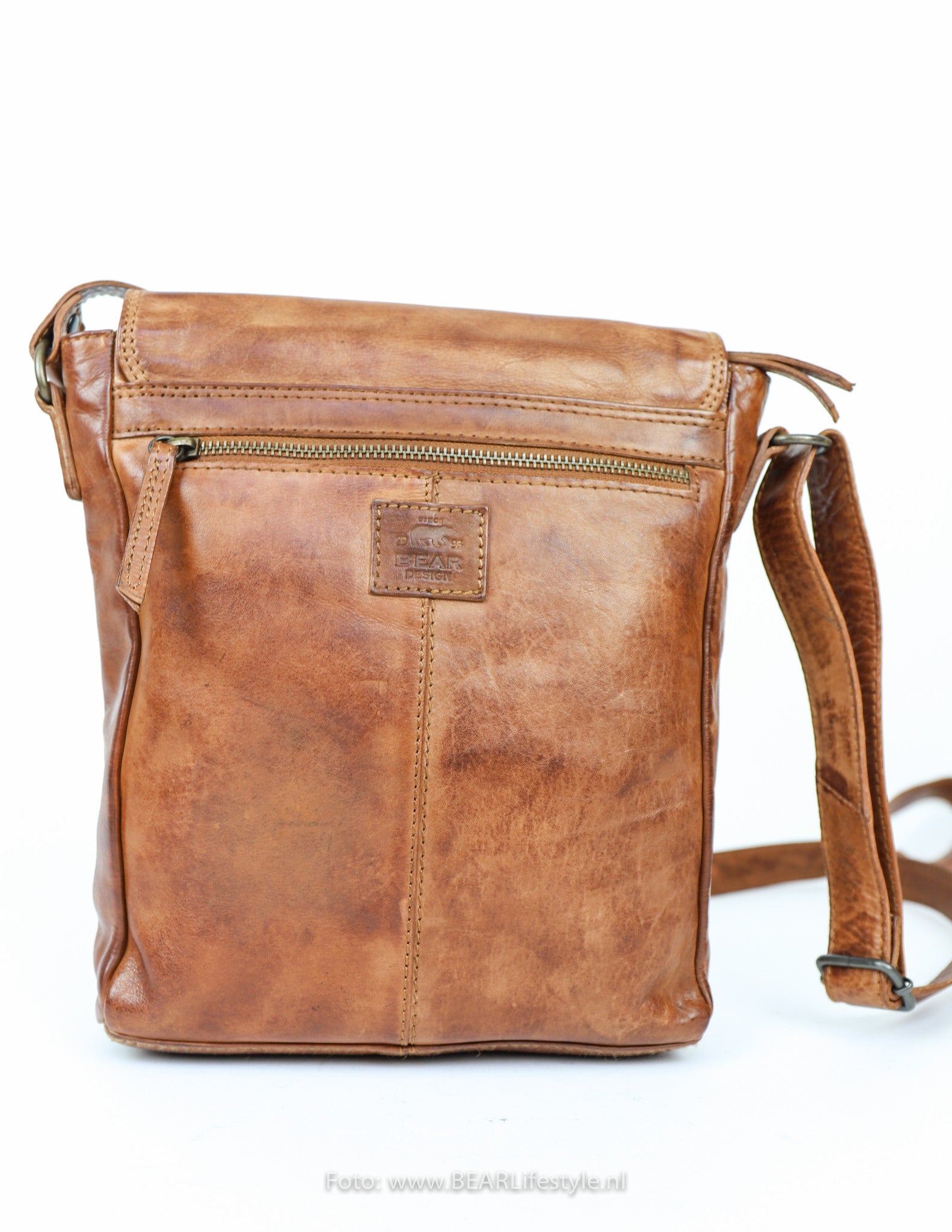 Umhängetasche 'Dirk' Cognac - CL 40025