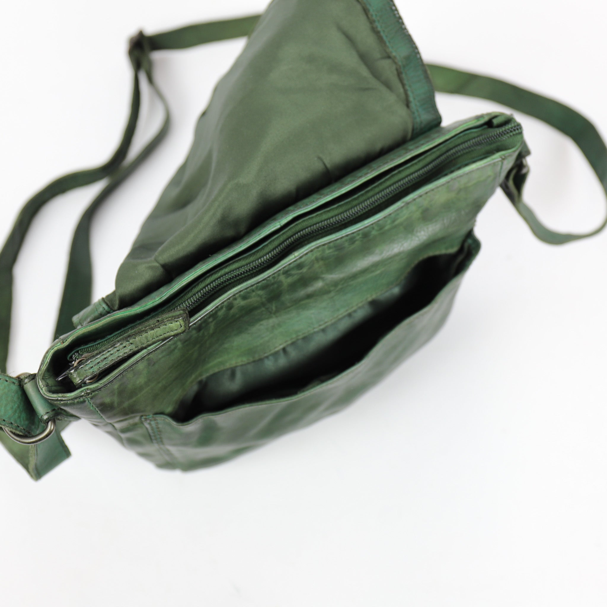 Umhängetasche 'Mattea' grün - CL 32609