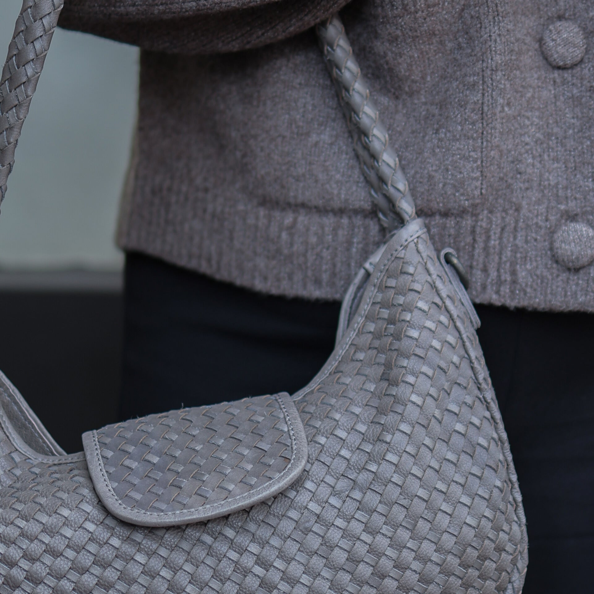 Geflochtene Beuteltasche 'Amelie' Grau