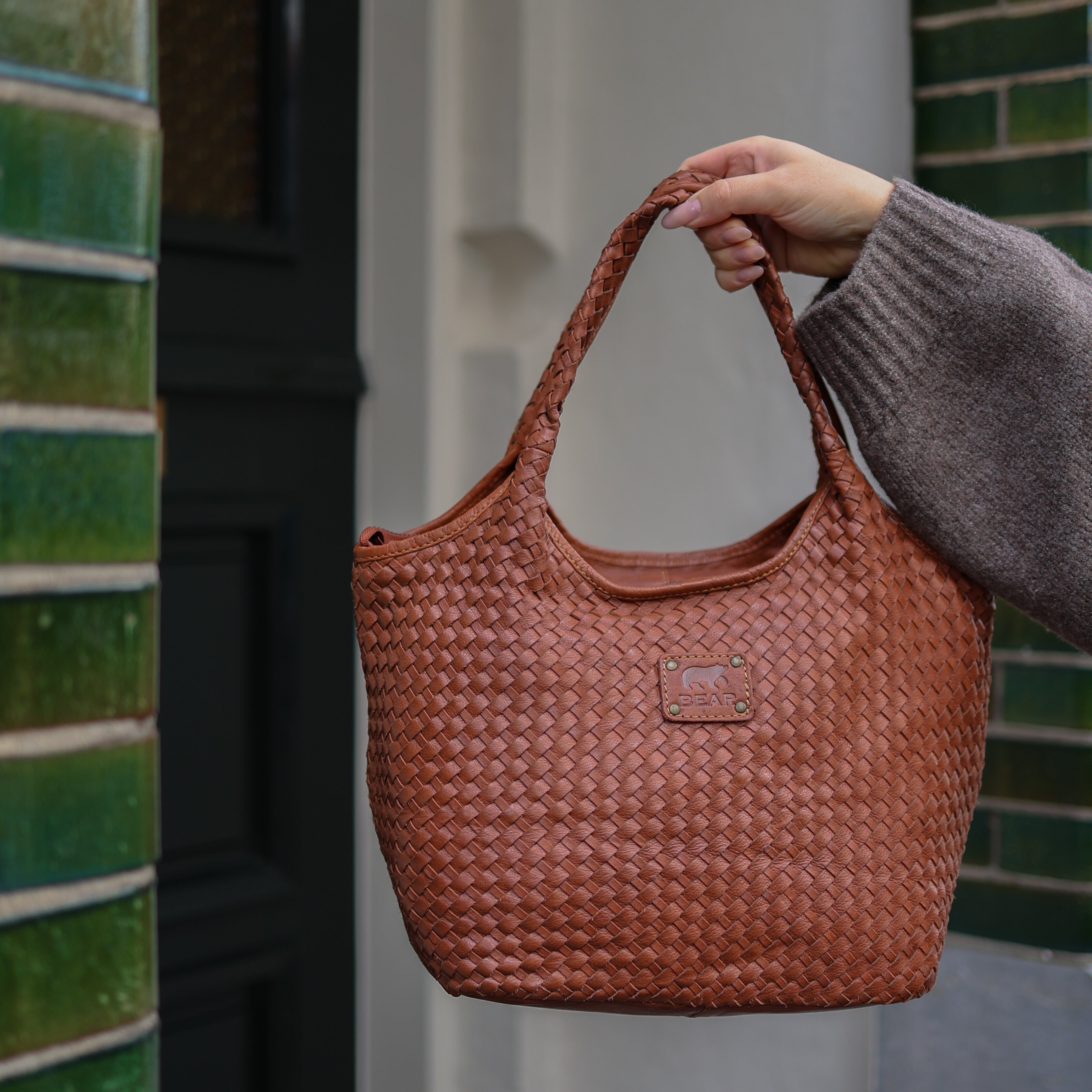 Geflochtene Hand-/Umhängetasche 'Juliëtte' Schwarz