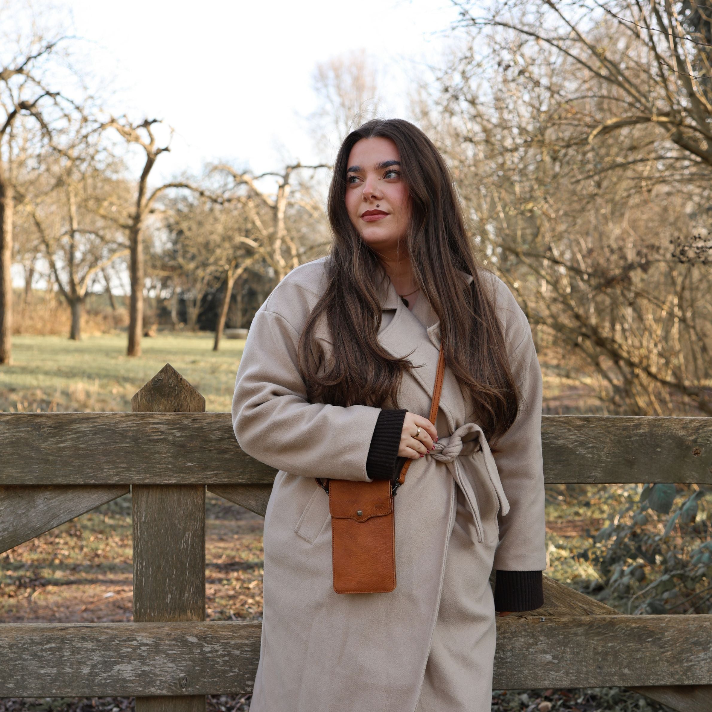 Handytasche 'Yori' Cognac