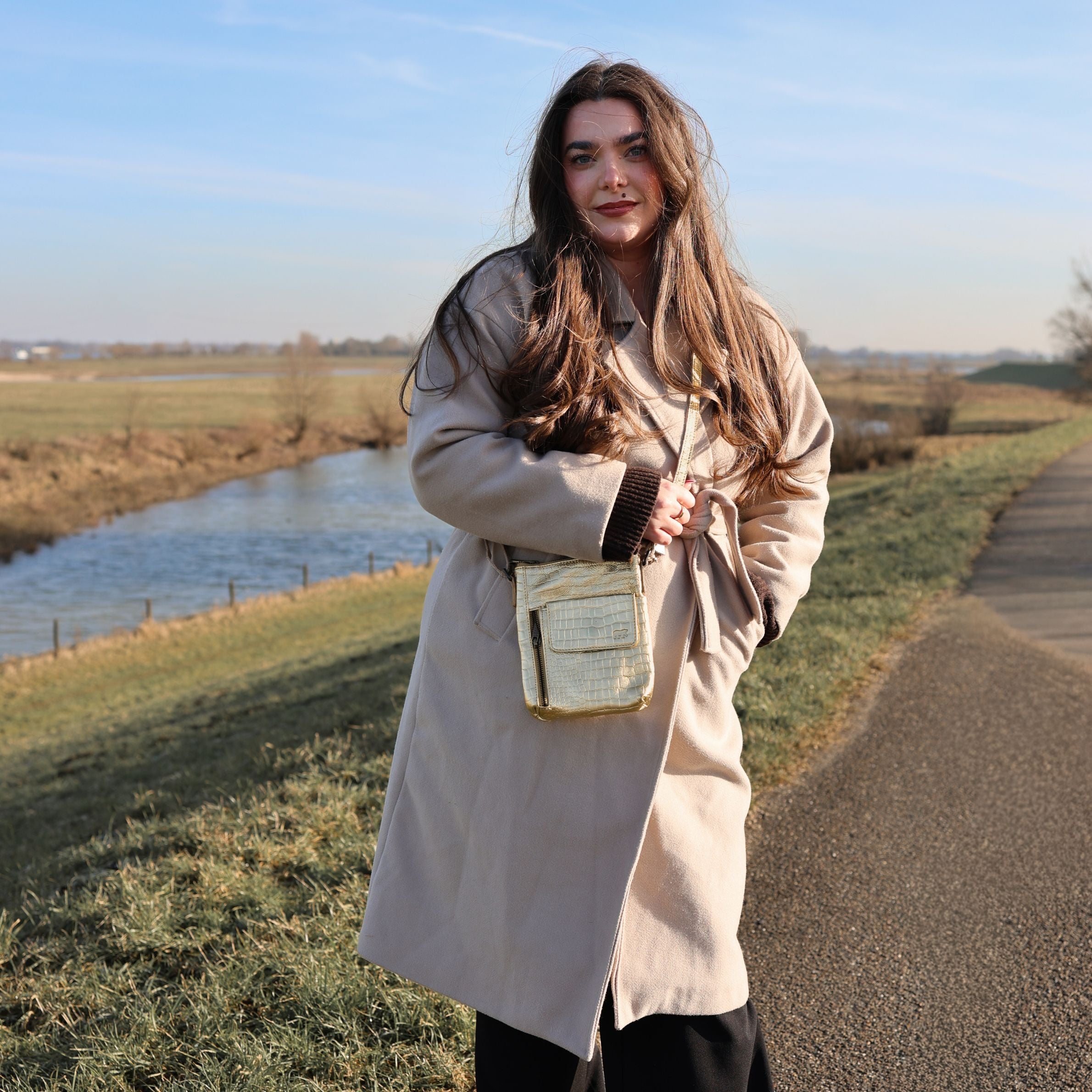 Umhängetasche 'Davide' Croco Champagne