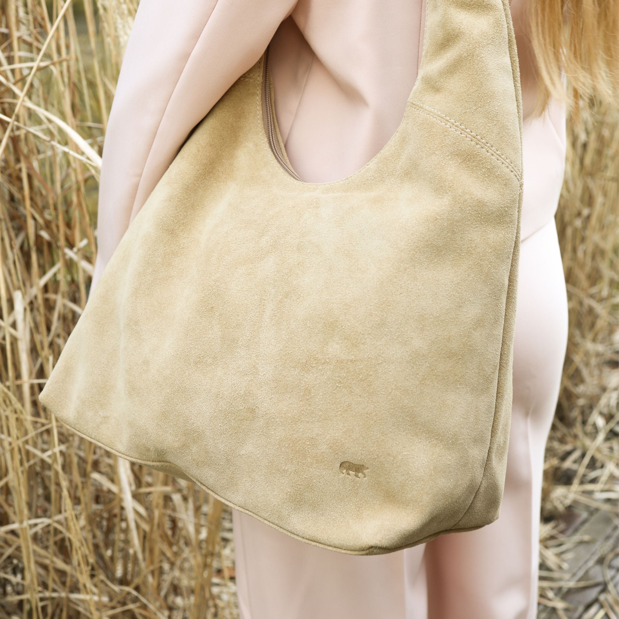 Velours Beuteltasche 'Pauline' Bisquit