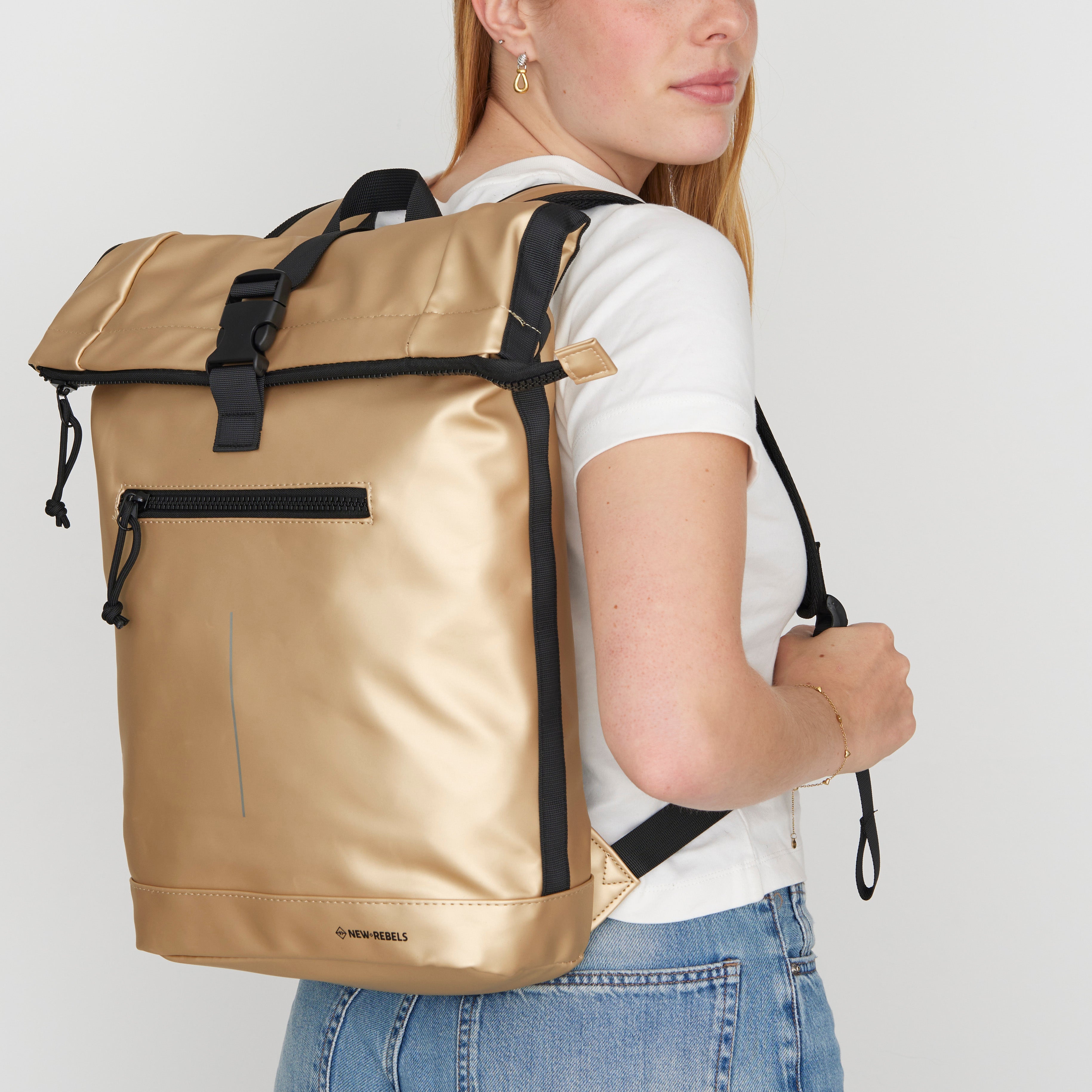 Wasserabweisender Rucksack 'Mart' 16L Metallic Gold