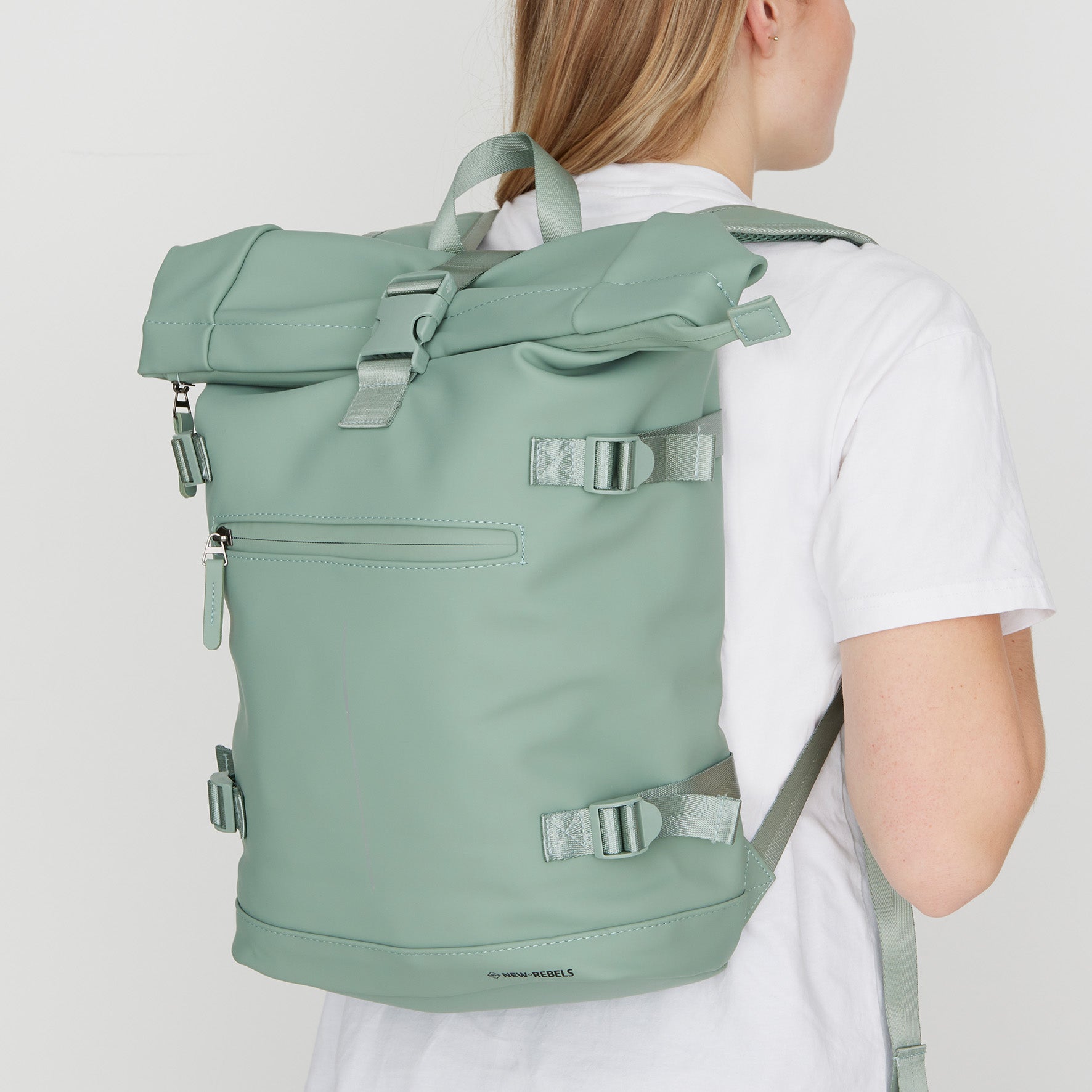 Wasserabweisender Rucksack 'William' Salbeigrün 17L