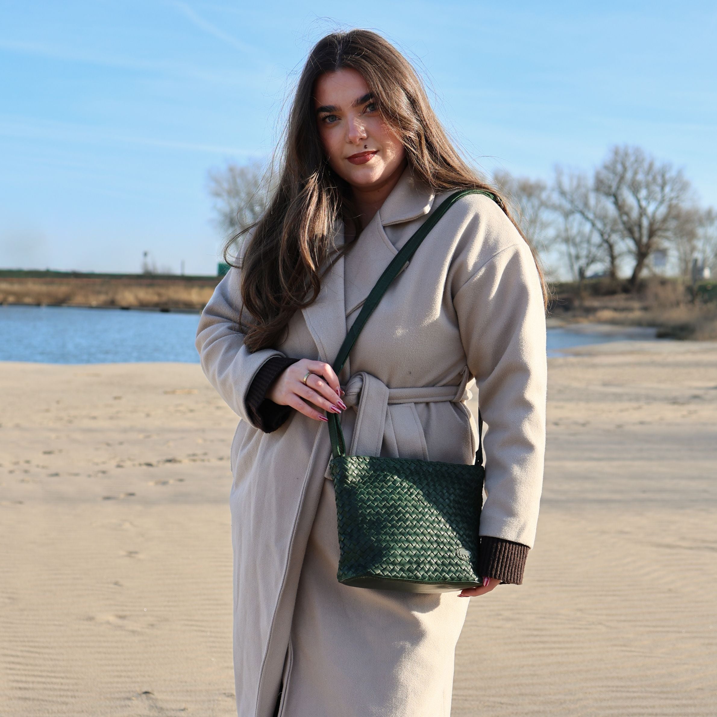 Geflochtene Umhängetasche 'Joan' Grün