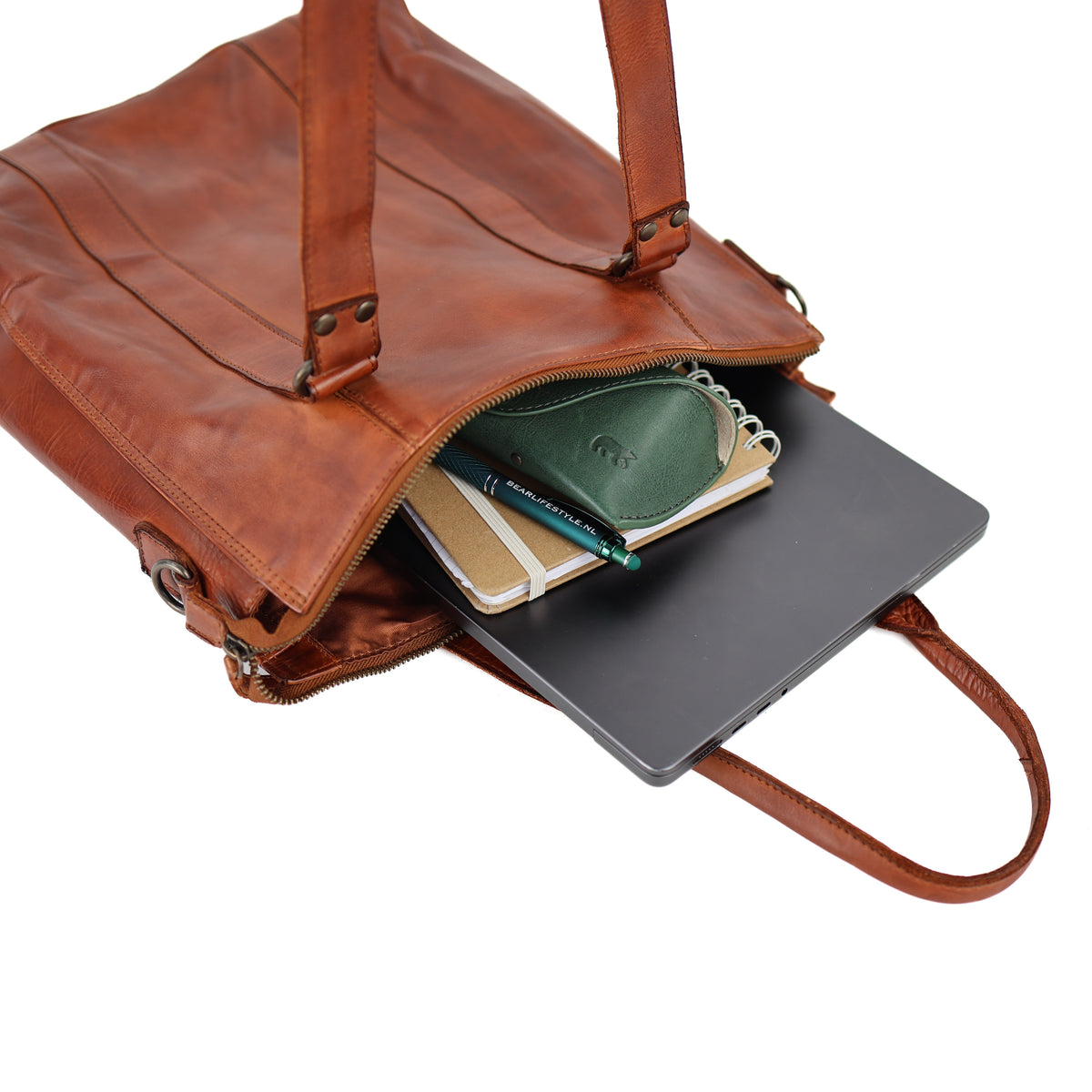 Hand-/Schultertasche mit Laptopfach – „Freya“ Cognac