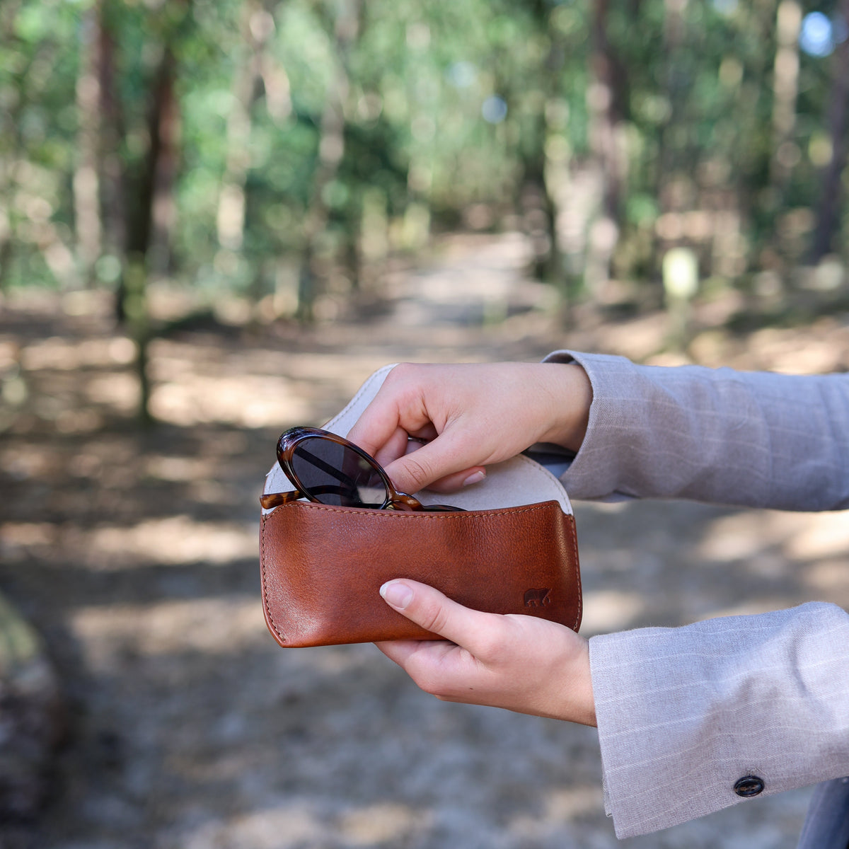 Luxus-Brillenetui 'Nikki' – Cognac