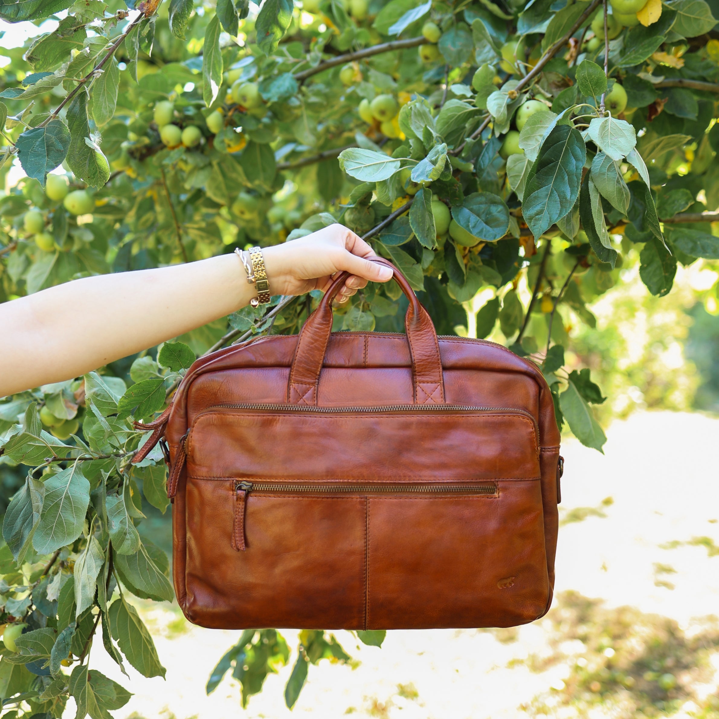 Laptoptasche 15.6” mit Doppelreißverschluss 'Jamie' Cognac