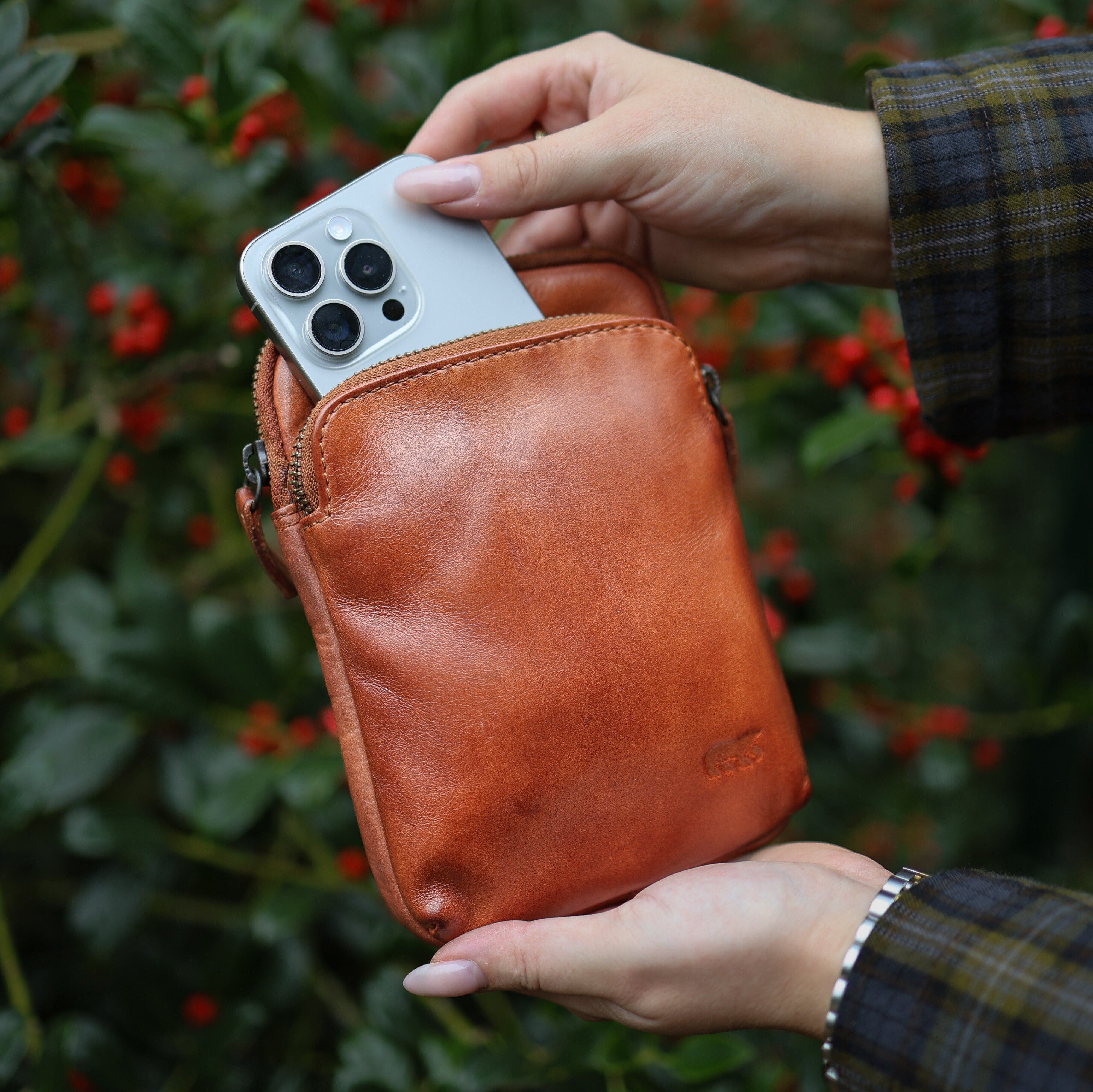 Handytasche 'Jack' Cognac